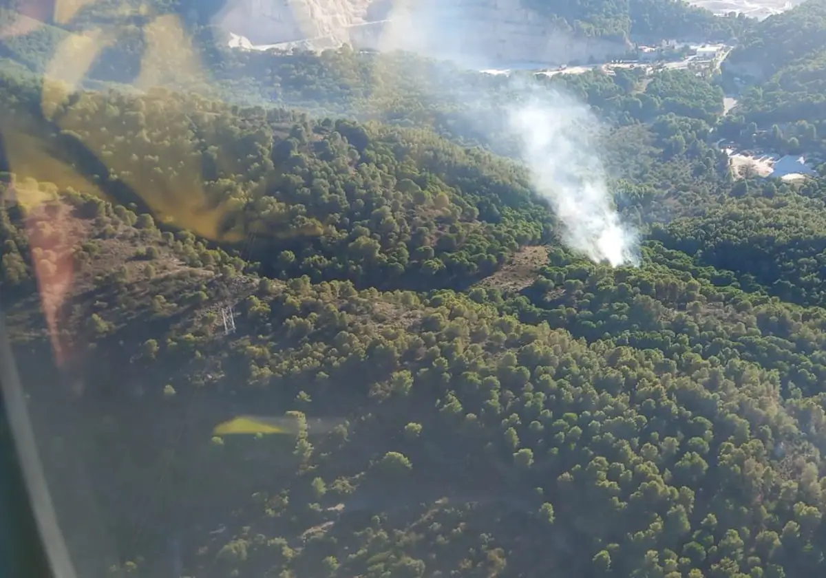 Se declara incendio forestal en Alhaurín de la Torre y es controlado rápidamente