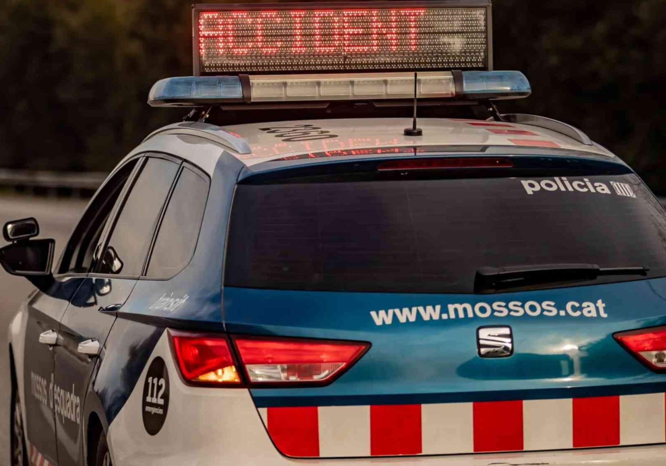 Muere un motorista en un choque por alcance con un coche en la autopista AP-7, en Salt