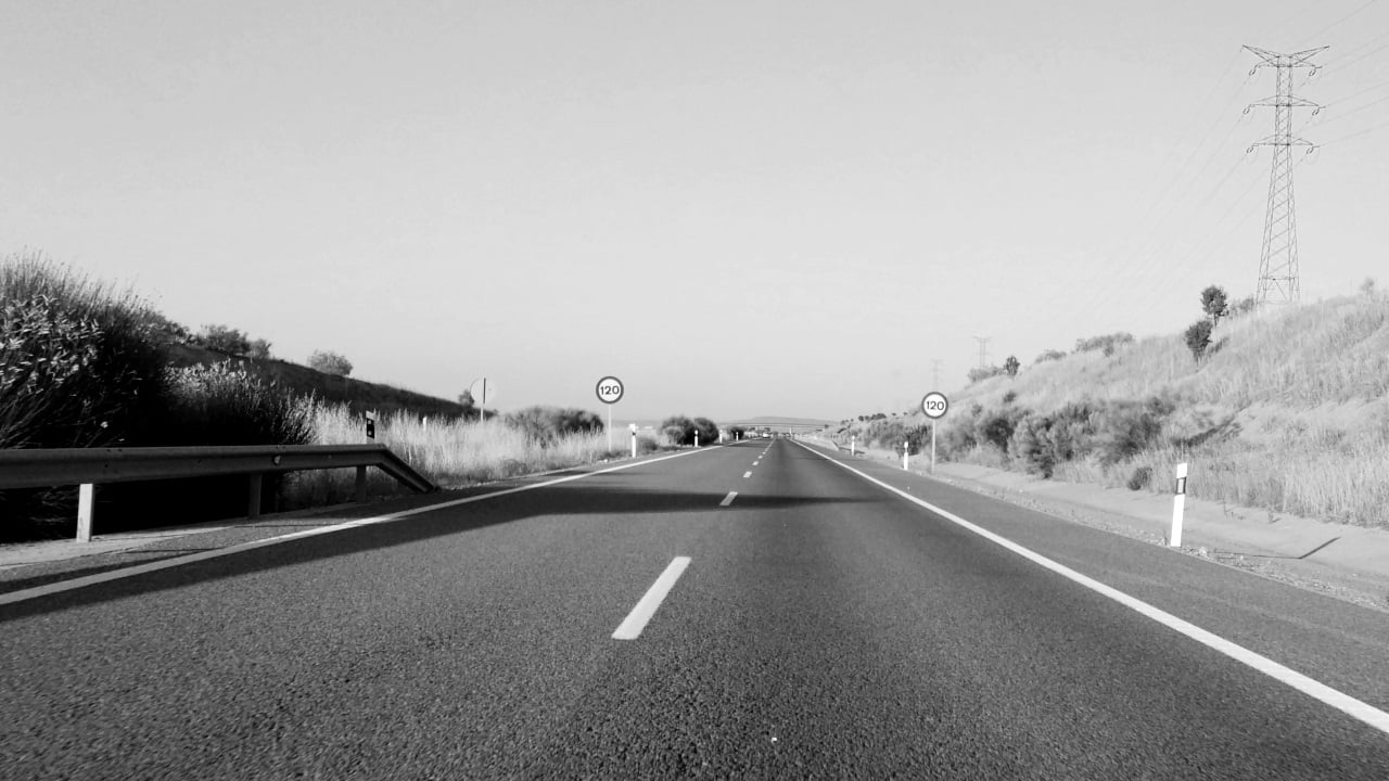 Uno de los tramos de la R-2 entre Guadalajara y la M-50. (Foto: La Crónic@)