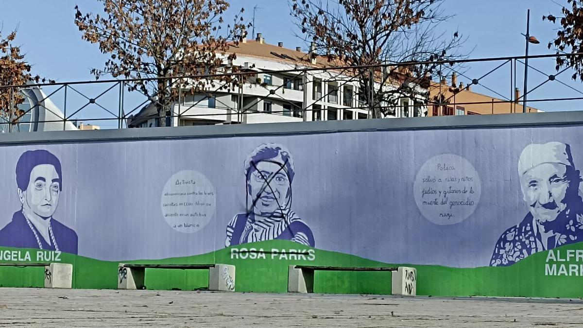 Vandalizan por segunda vez el mural feminista de la orilla del río Bernesga, en la ciudad de León.