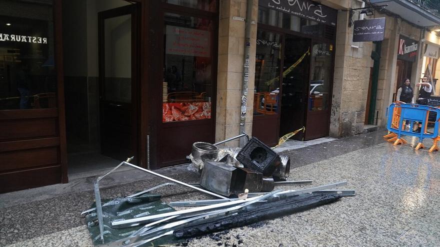La mitad de los vecinos afectados por el fuego de la Parte Vieja podrán volver este miércoles a sus casas