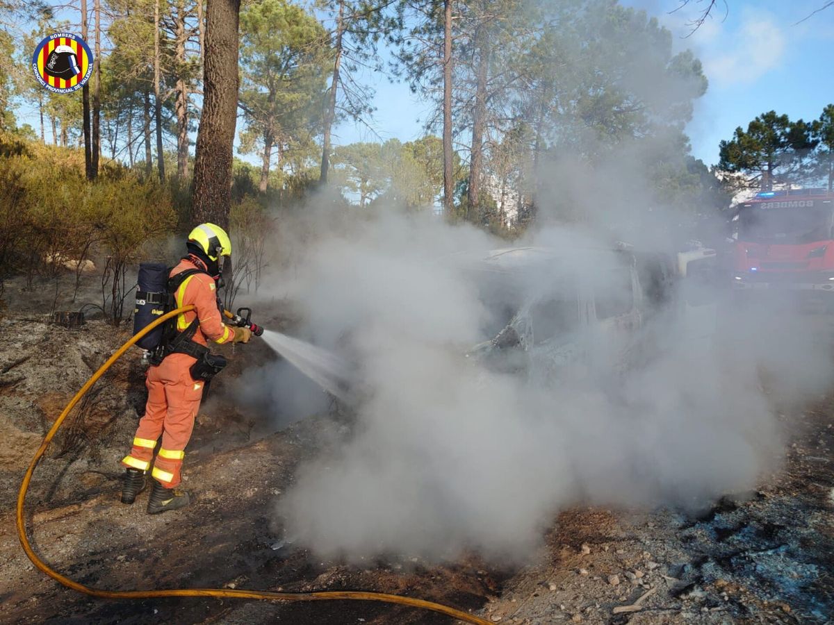 pinet incendio coche 3