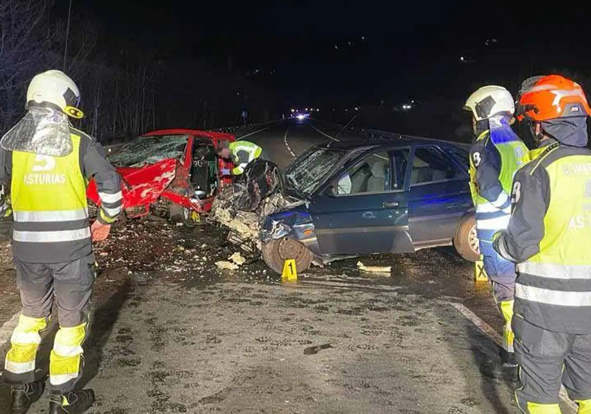 Un accidente en el corredor del Nalón deja una mujer muerta y dos heridos graves
