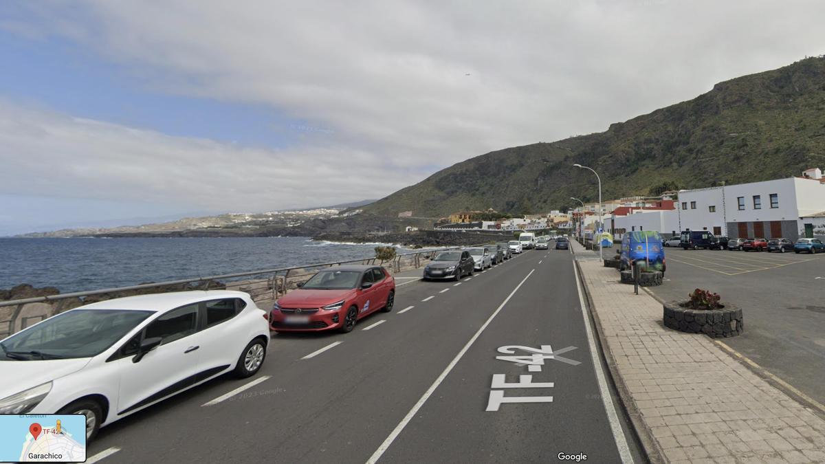 Accidente en Tenerife deja a una mujer herida de gravedad tras colisión entre motocicleta y turismo