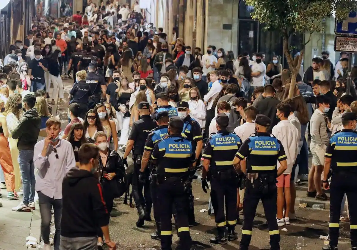 El bar con 326 personas dentro acumula cuatro expedientes por exceso de aforo