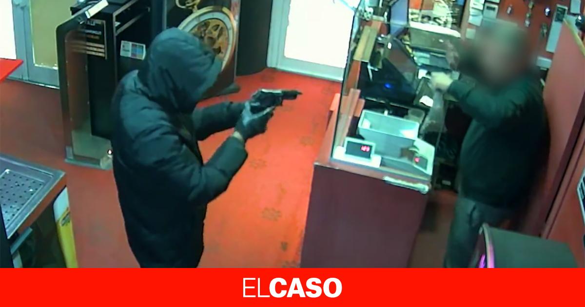 Detenido en Martorell un hombre armado que robó 7.500 euros de un establecimiento de apuestas deportivas