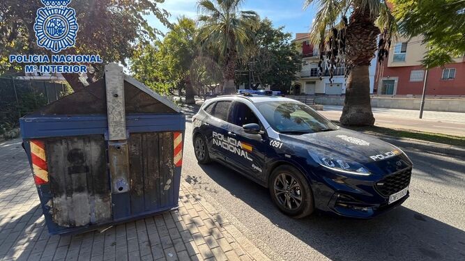 Detienen al presunto autor de la quema de contenedores en Motril de los últimos meses