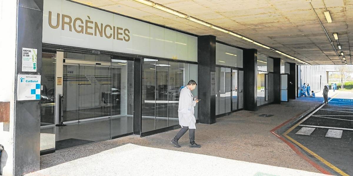 Médicos del hospital de Reus curan al ladrón que les robaba en sus coches mientras trabajaban
