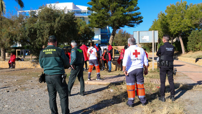 Detenidos 86 migrantes tras alcanzar la costa de Granada a bordo de tres embarcaciones