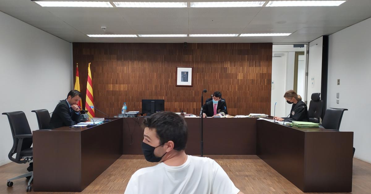 El 'estafador del amor' se entrega en la cárcel de Lledoners