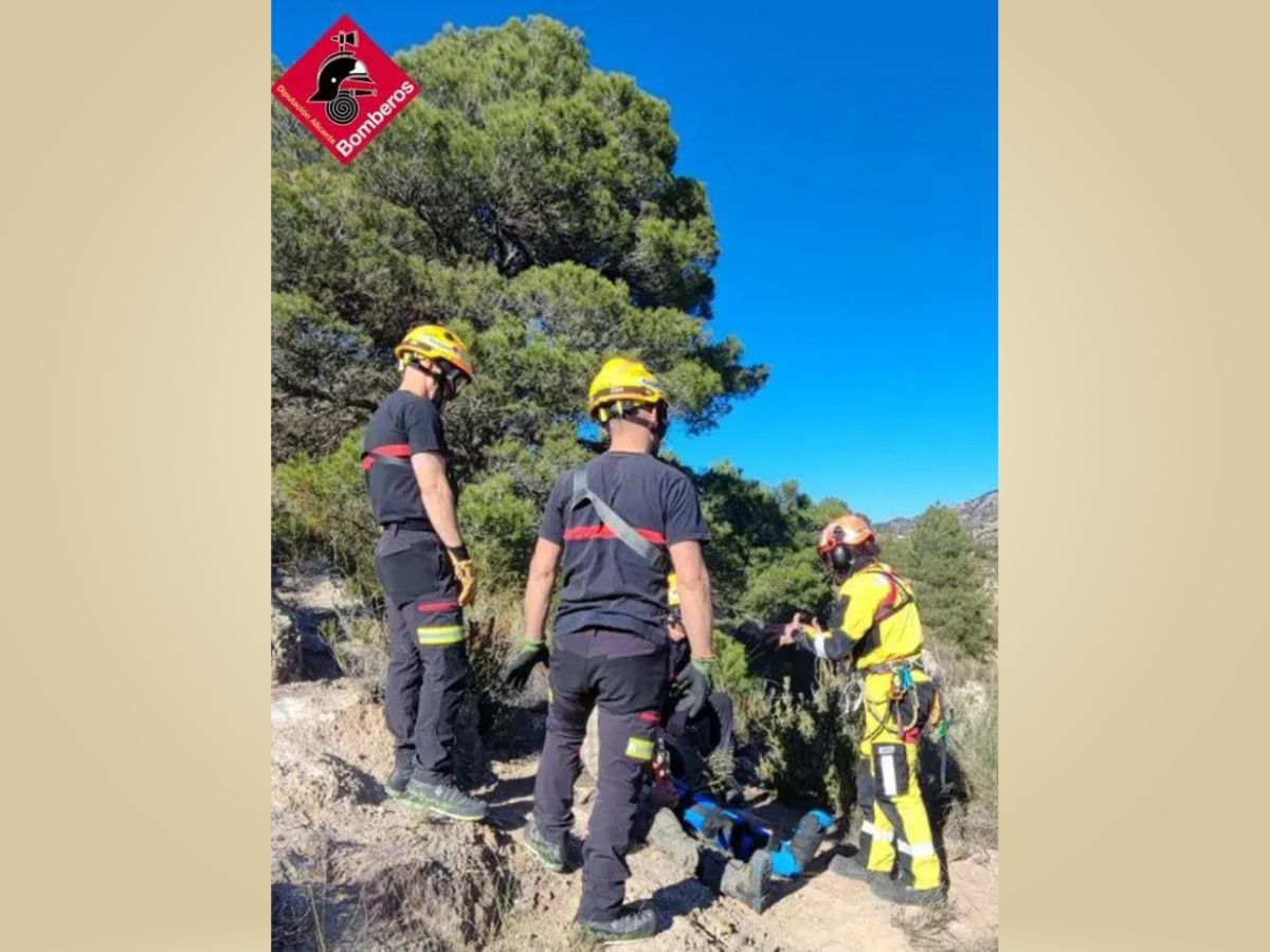 Hombre cazador rescatado en helicóptero tras sufrir posible rotura de tibia y peroné en el pantano de Tibi