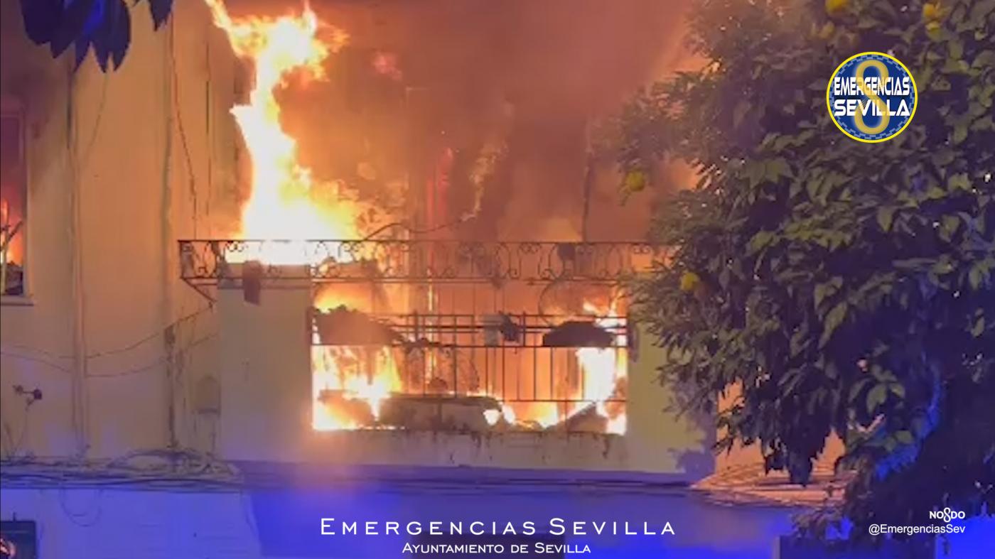 El incendio. - @emergenciassev