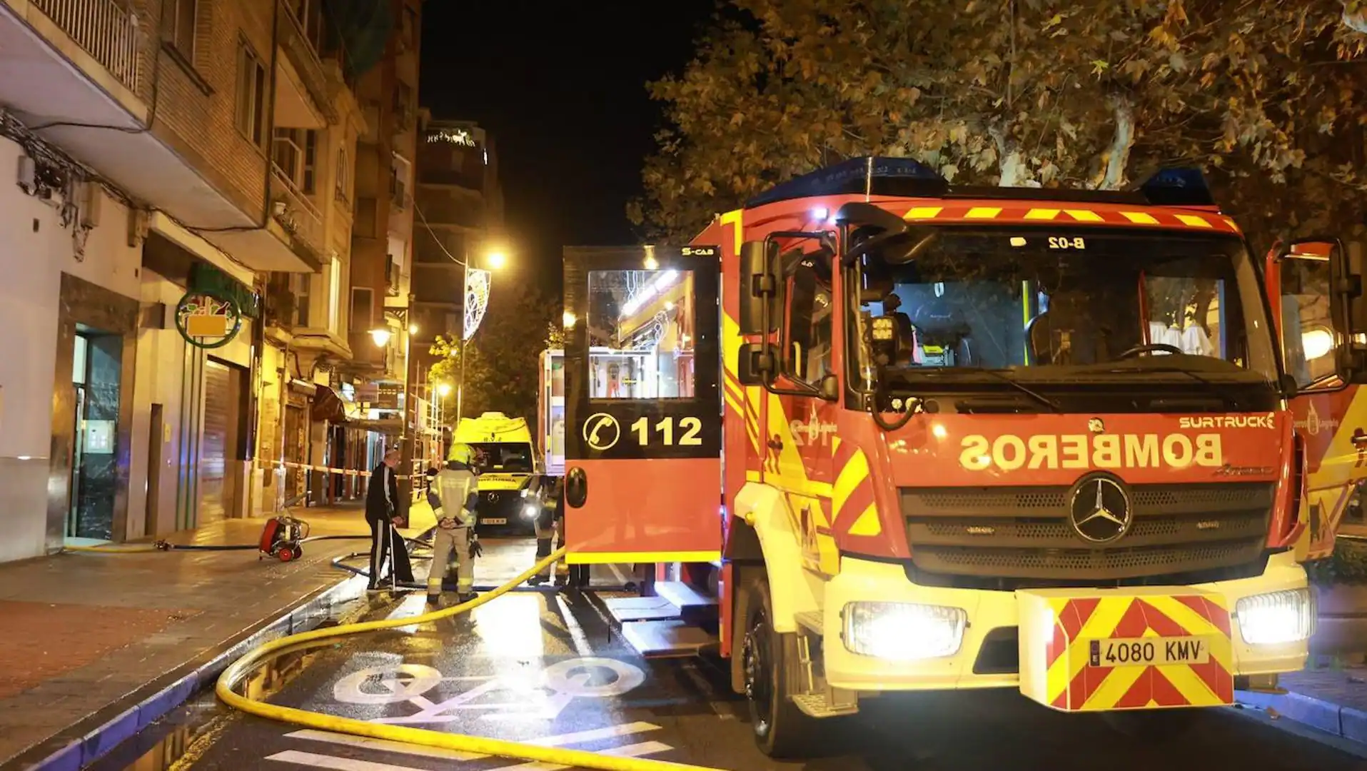 Un incendio provoca daños materiales en una vivienda de avenida de la Paz