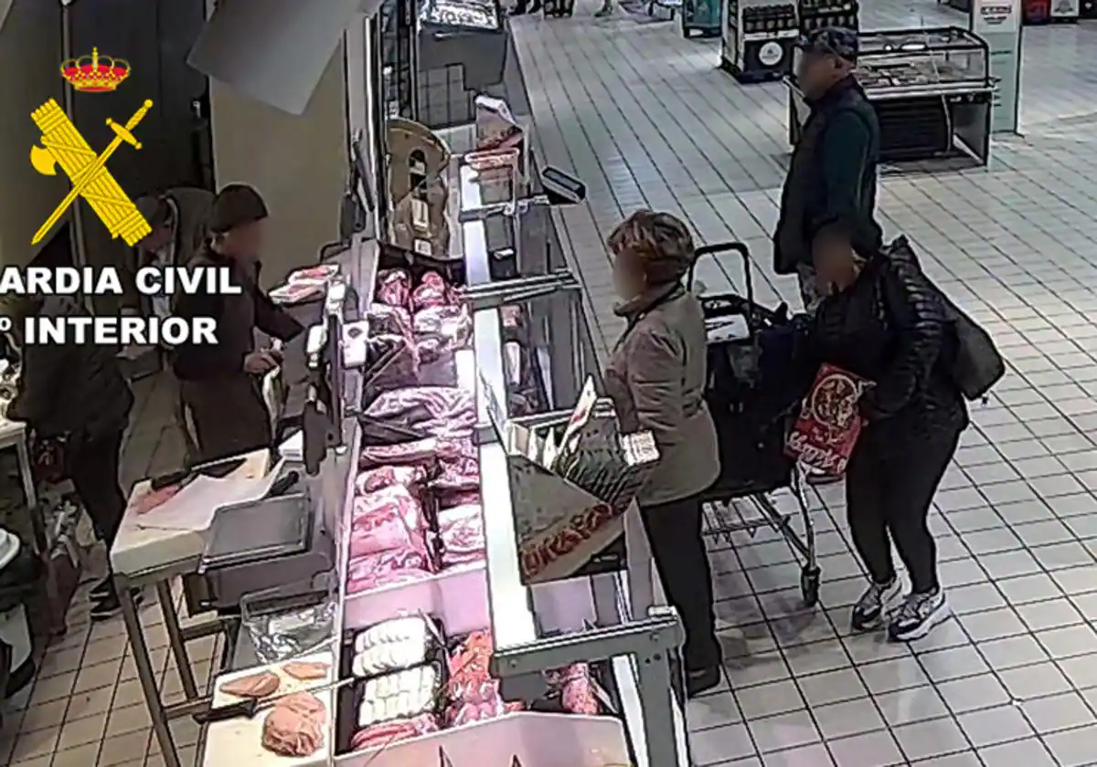 Desarticulado en Burgos un grupo criminal que robaba a clientes en centros comerciales