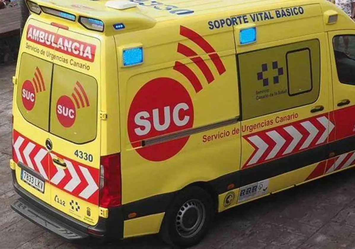 Se registra un incendio en un local de Teguise, Lanzarote, dejando a un hombre intoxicado por inhalación de humo
