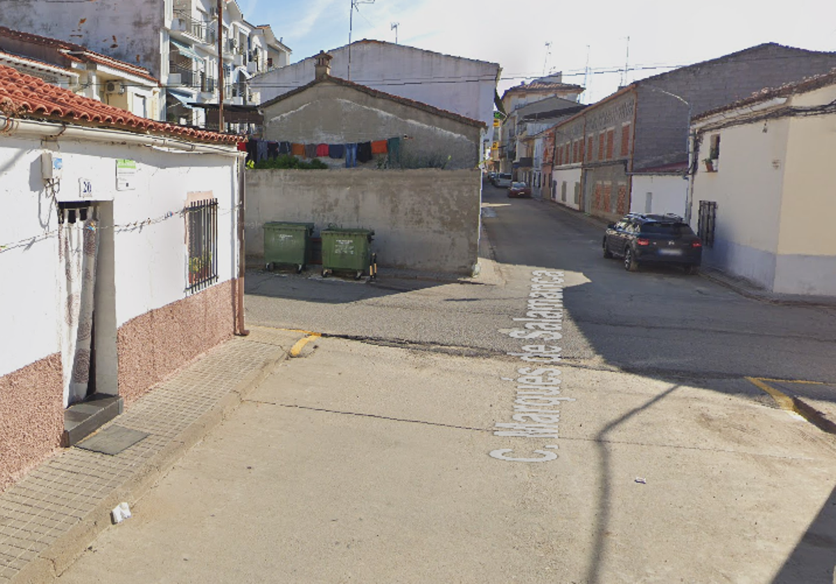 Una familia con cuatro hijos es atendida por una fuga de gas butano en la avenida Marqués de Salamanca