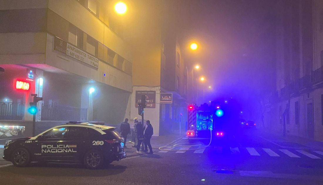 Un incendio obliga a desalojar el bingo de Zamora