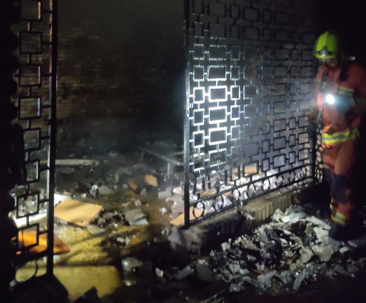 Incendio en un bar abandonado de Urbasur 2