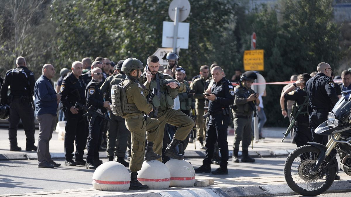 Una mujer asesinada y 17 heridos en un atentado en Israel
