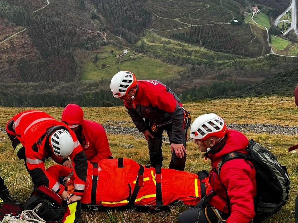 Rescate: 4 horas en camilla antes de llegar a Txagorritxu