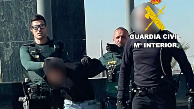 Uno de los miembros de la banda detenidos