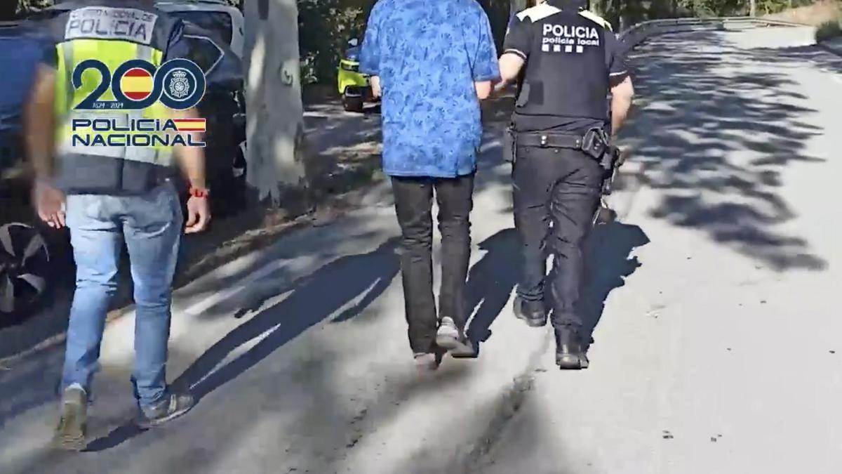 Desarticulan red de depredadores sexuales en Argentona: detenido monitor que abusaba de menores en centros escolares