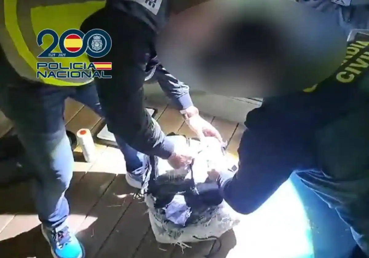 Intervienen una embarcación con más de 1.500 kilos de cocaína en Gran Canaria