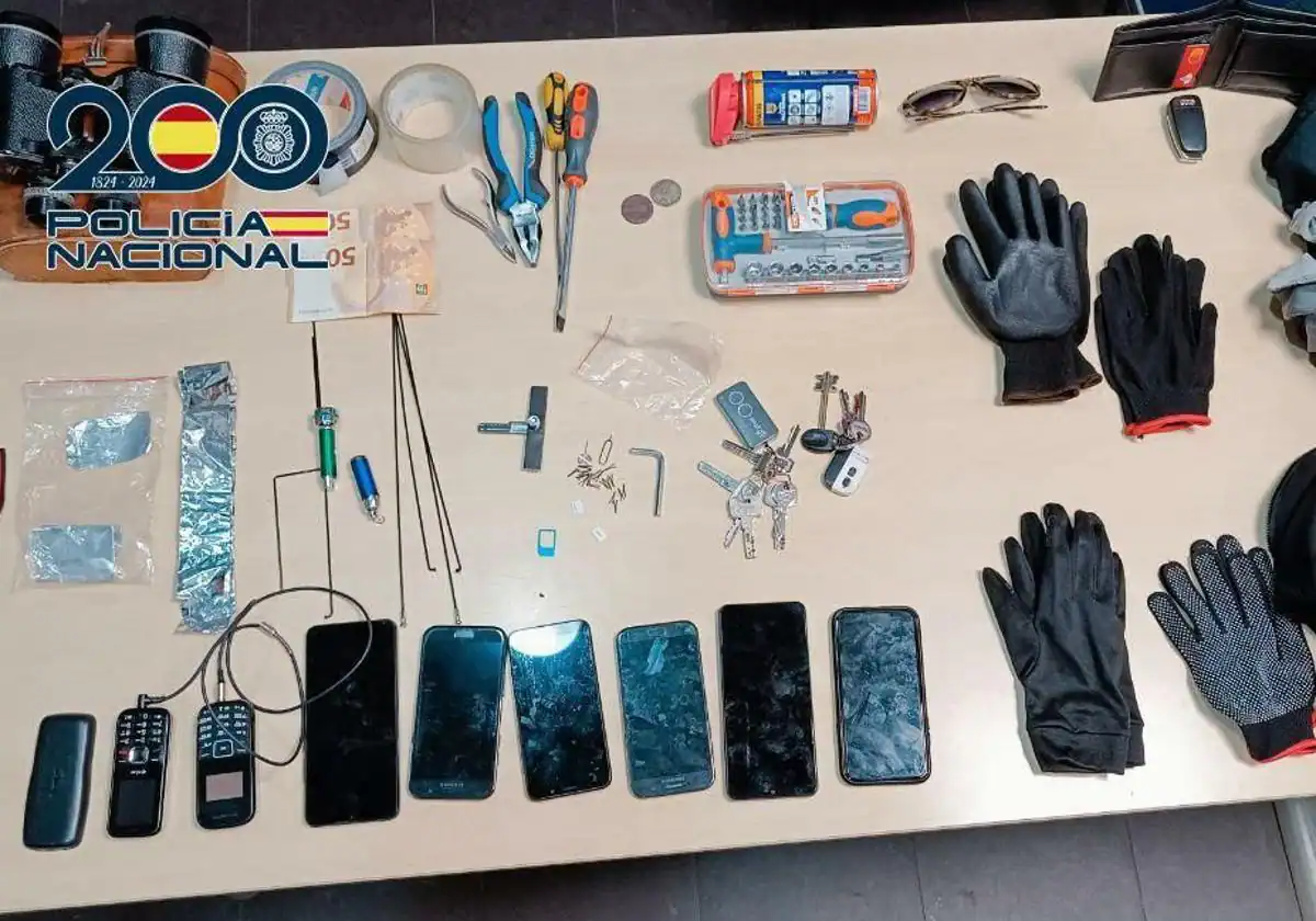 Desmantelan a una banda ucraniana especializada en robos en la playa de San Juan