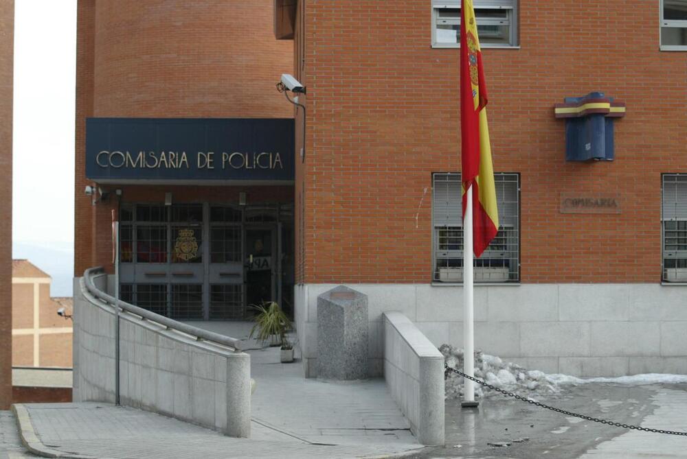 Detenida una cuidadora tras estafar a dos sacerdotes