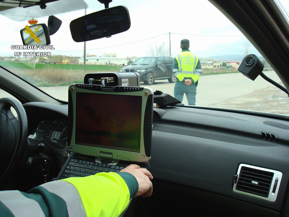 Investigado por circular a 220 km/h en Las Pedroñeras