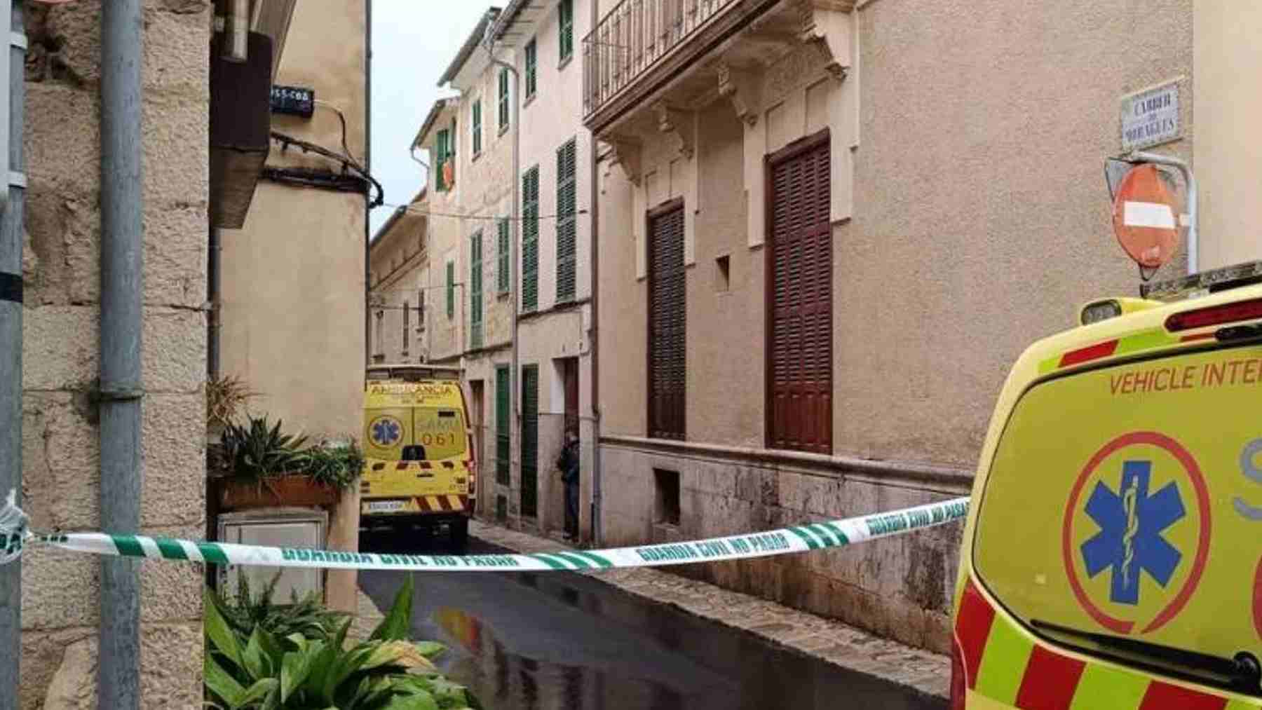 El hombre que se atrincheró en Sóller con una ballesta sigue en la unidad psiquiátrica de Son Espases