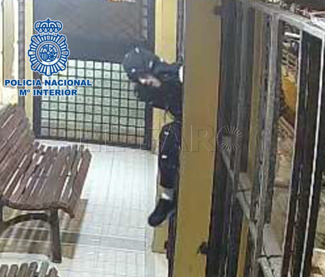 Detienen a joven español por cometer dos robos en una asesoría en Melilla
