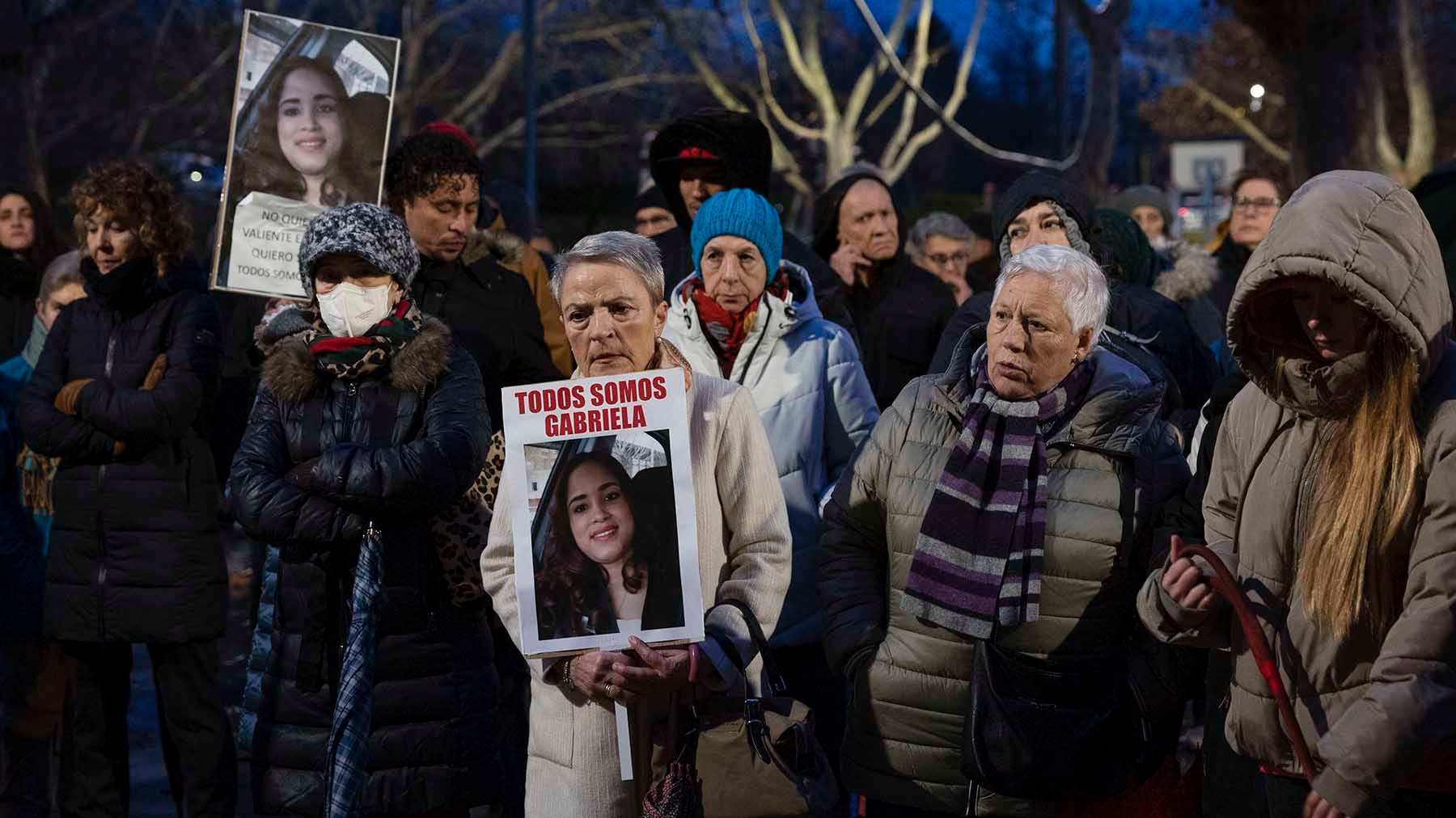 Un mes sin noticias de Gabriela, la joven desaparecida en Pamplona: "Queremos saber algo"