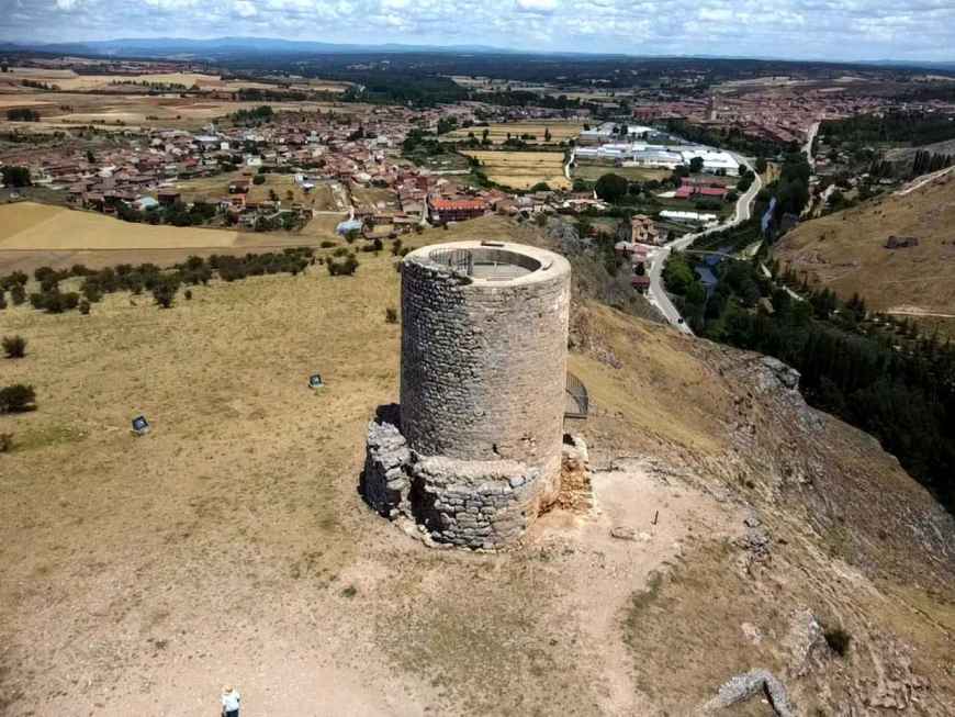 La Guardia Civil esclarece expolío arqueológico en Uxama