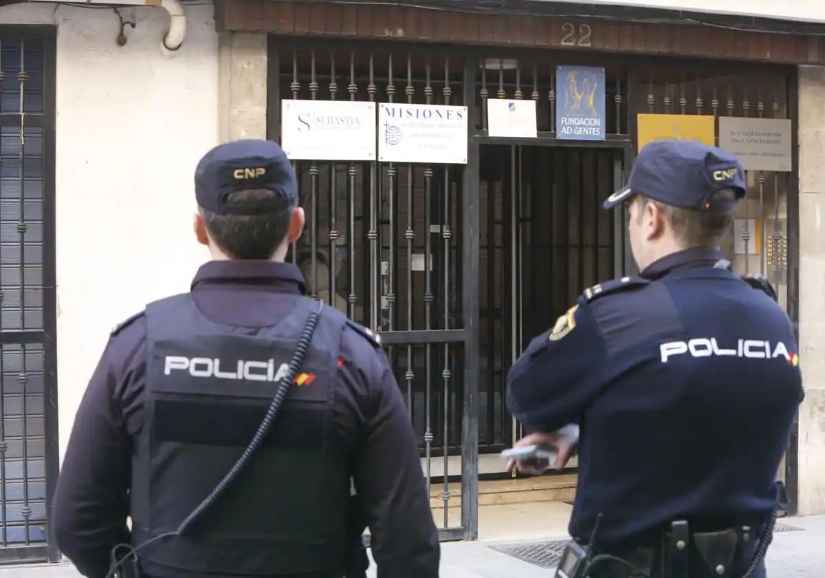 Hallan muerto con signos de violencia a un canónigo de la Catedral de Valencia