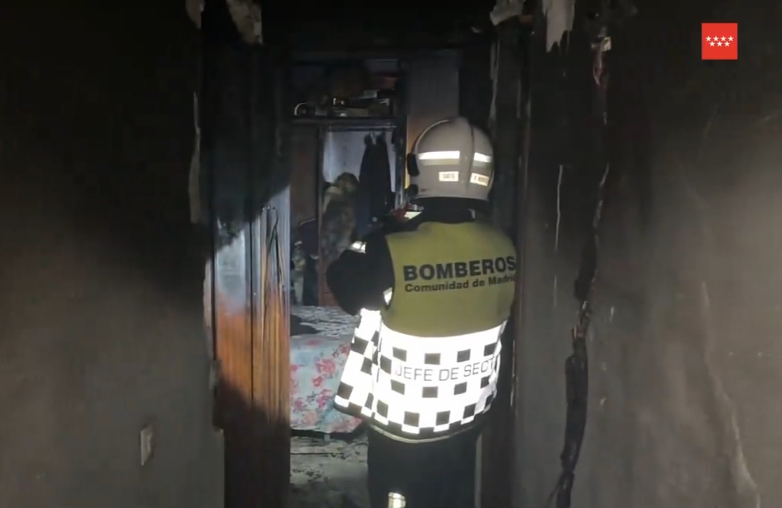 MÓSTOLES/ Desalojado un edificio durante varias horas por el incendio en una vivienda