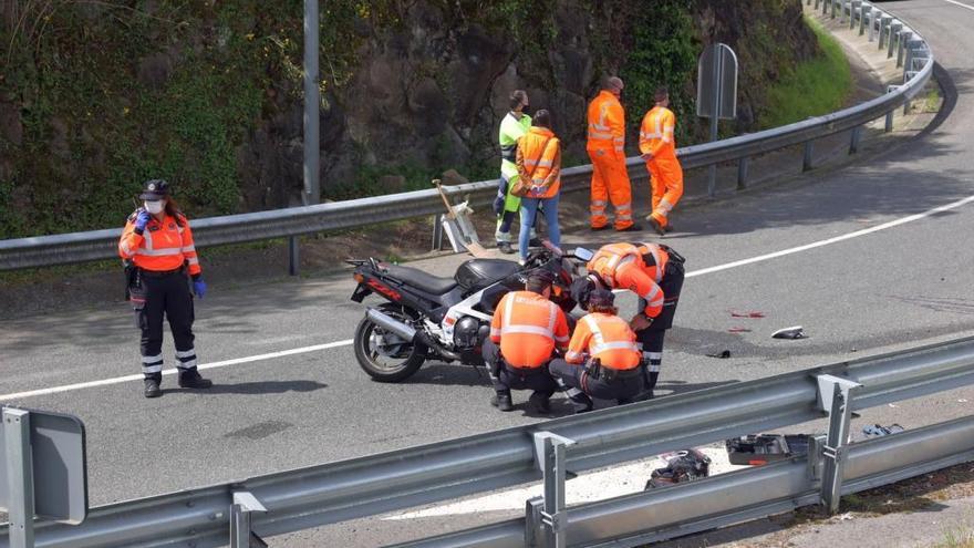 Getaria: Herido grave un motorista al chocar contra un turismo en la N-634