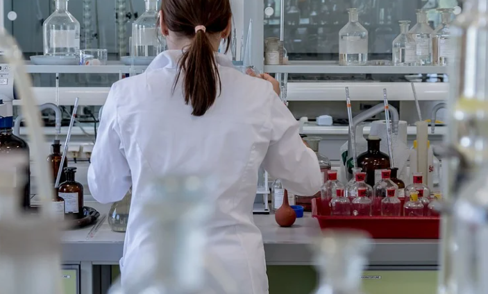 Vulneraron el derecho a la huelga en un laboratorio de Vitoria