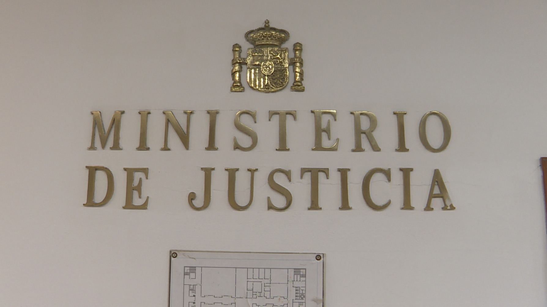 De cinco años de prisión a tres por un delito de abuso sexual a una menor de 14 años