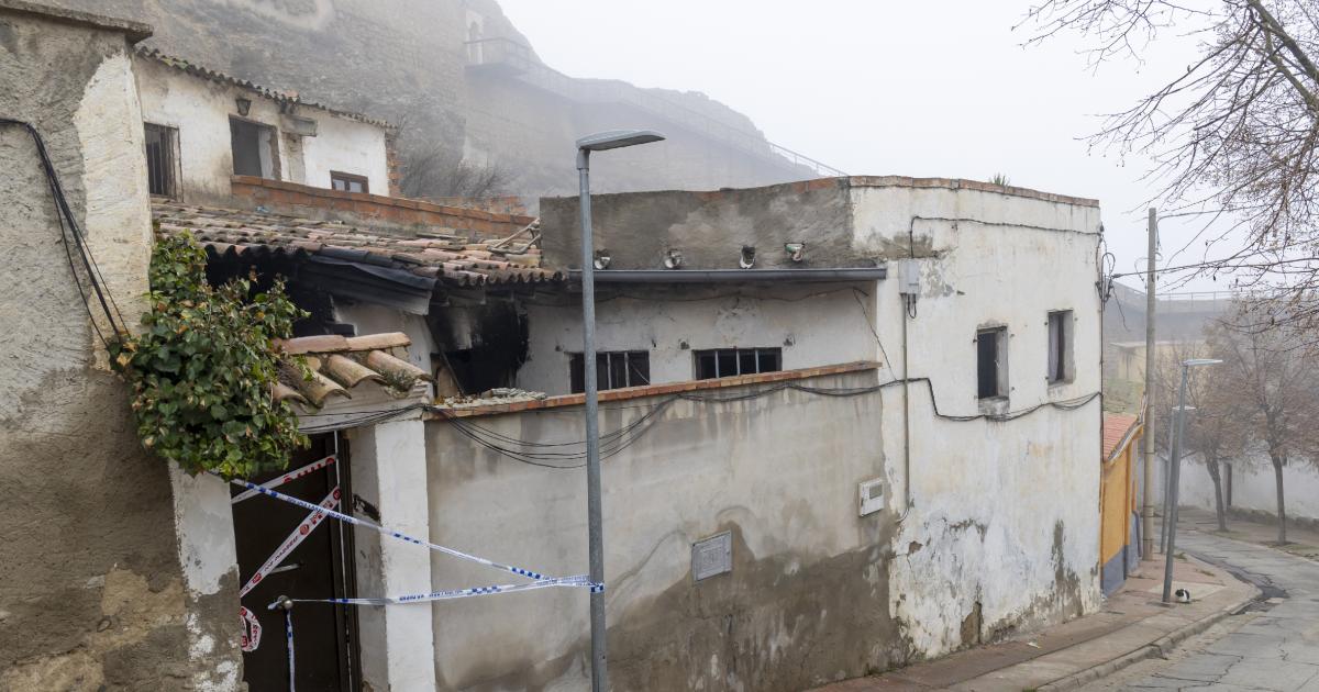 Rescatada inconsciente de su casa en llamas en Balaguer