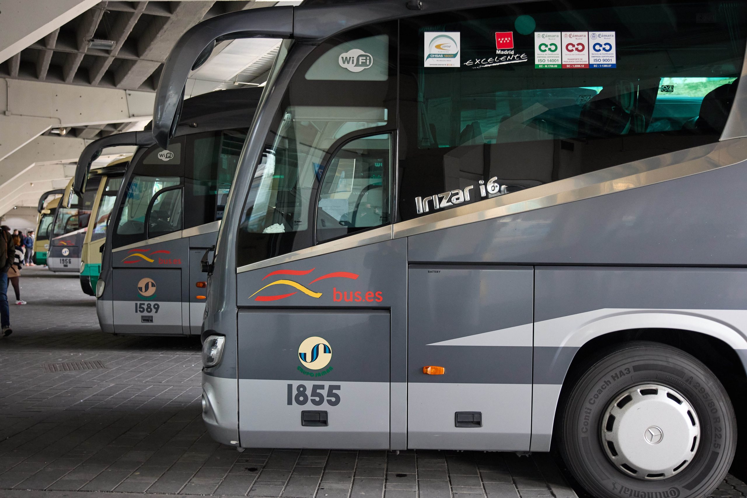 Arrestan a hombre por tocar y acosar a una niña de 14 años en autobús de ruta Cartagena-Madrid