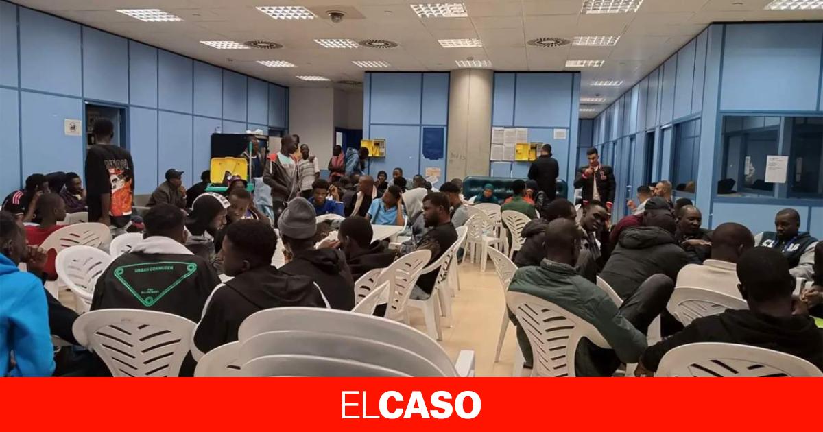 El manual de las mafias senegalesas para entrar ilegalmente a Barajas: romper el pasaporte y pedir asilo
