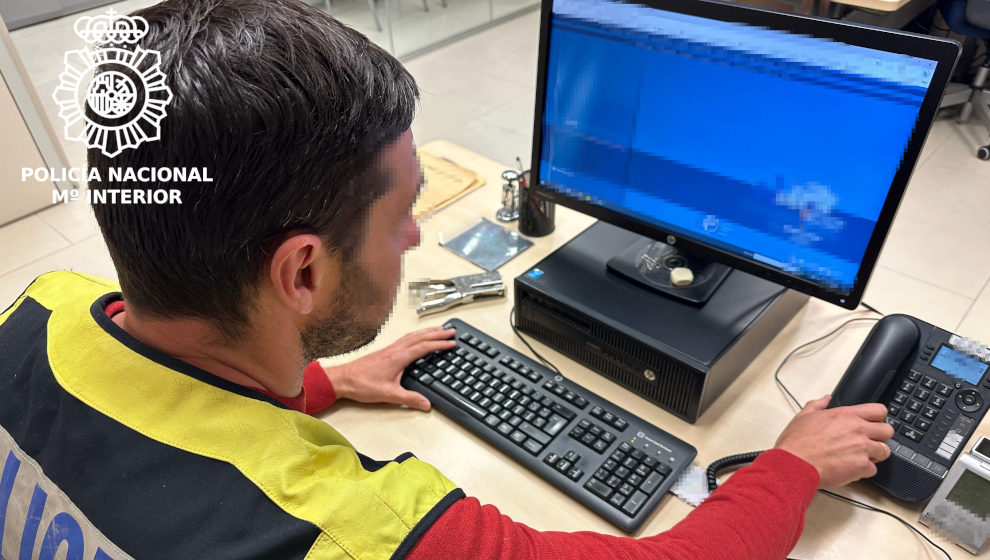La Policía arresta a 65 personas acusadas de estafar 410.000 euros a través de la trampa del 'hijo en apuros'