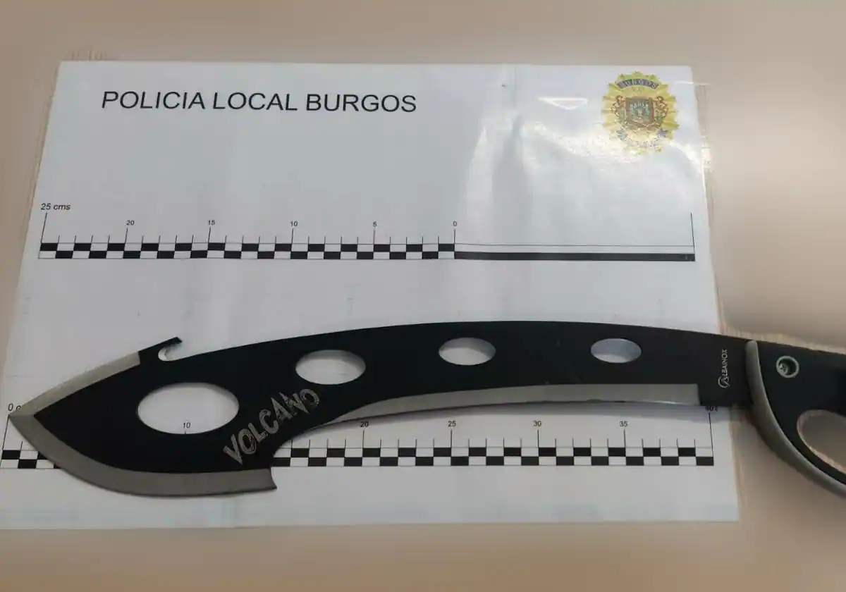 Detenido por amenazar con un gran machete al público de una verbena en Burgos