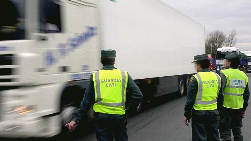 Detenido en Irun a conductor con 10 gramos de metanfetamina y una pistola de aire comprimido