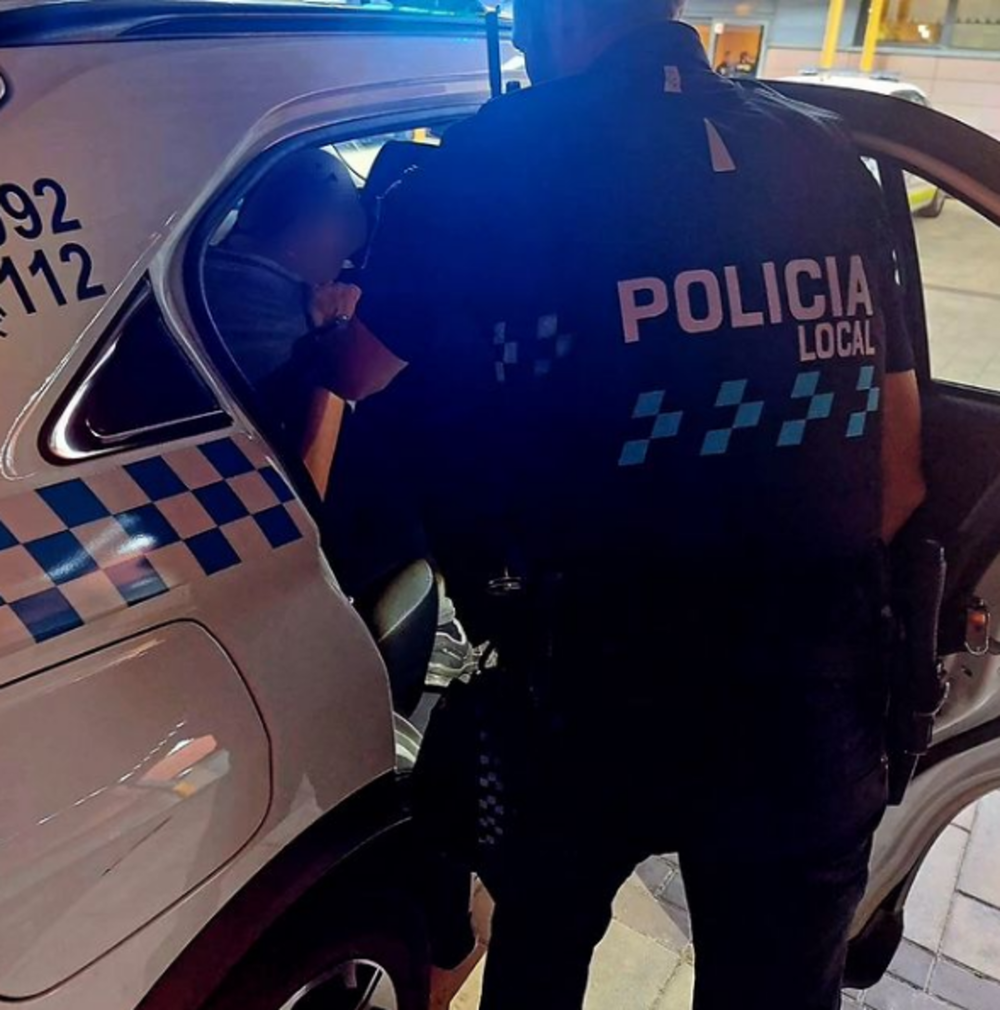 Detenido en Safont por quebrantar «una orden de alejamiento»