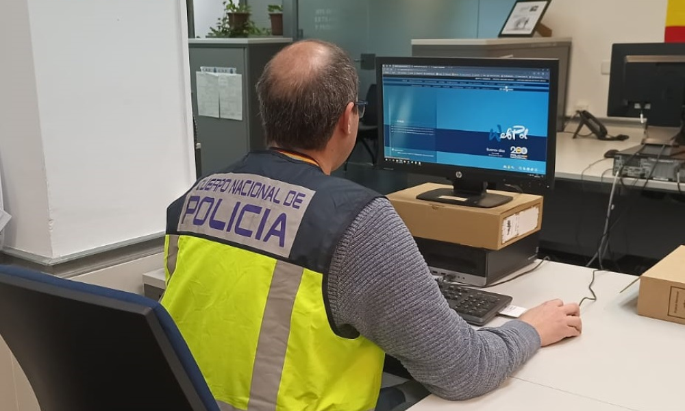 Detenidos 4 hombres en Cartagena por estafar en plataformas de venta online
