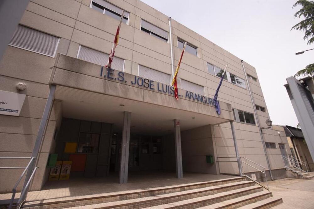 Detenidos por un robo con violencia a una persona mayor