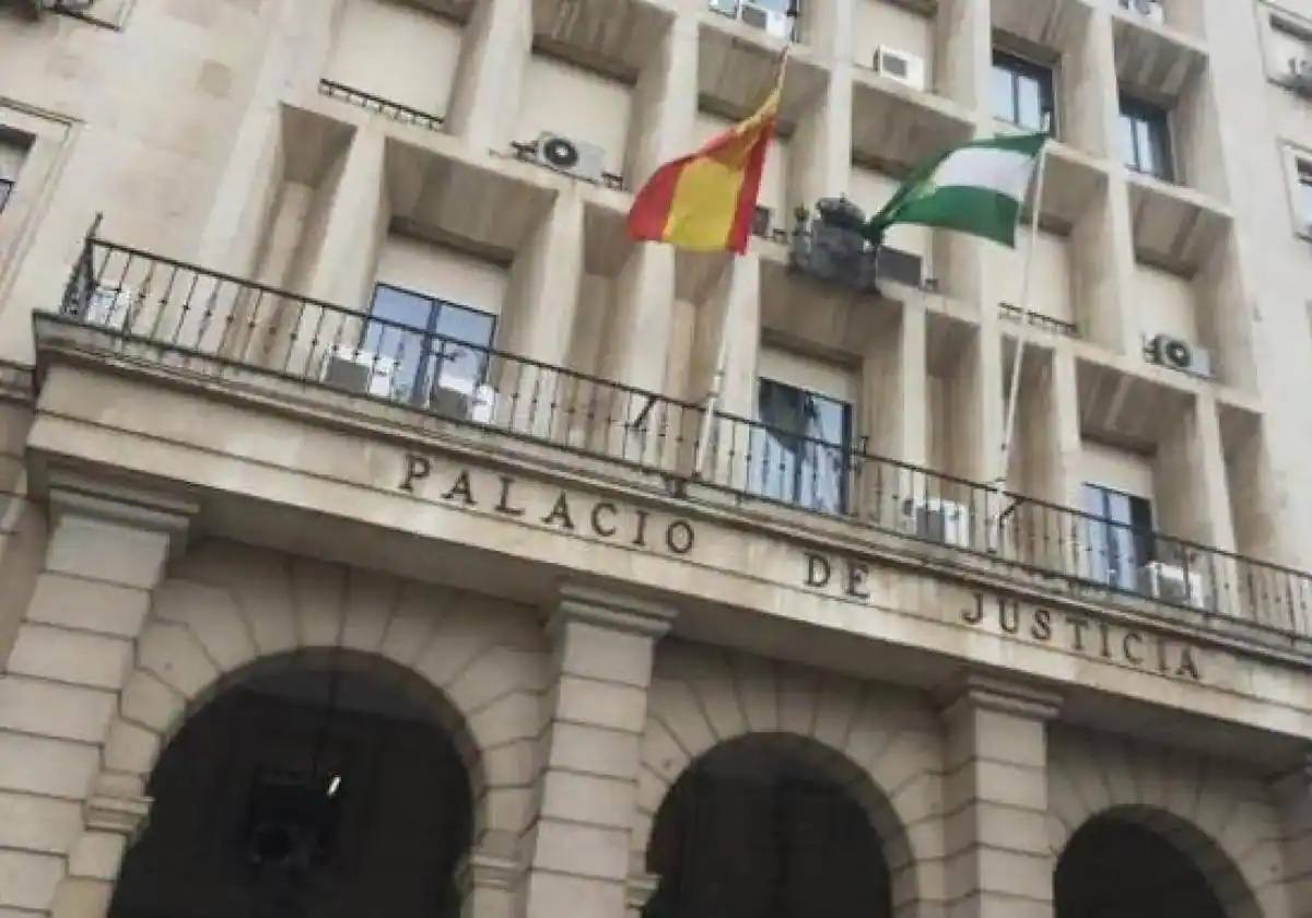 Once personas condenadas por vender droga en barriadas de Mijas y Fuengirola