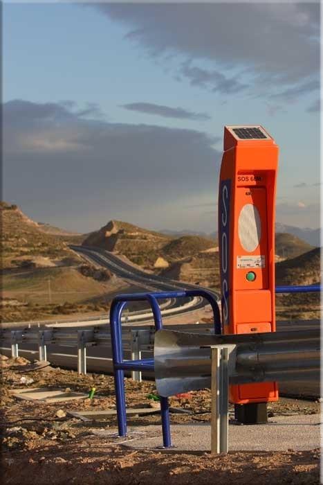 Fallece un hombre al chocar su vehículo contra una columna del peaje de la AP-7 en Vera, Almería